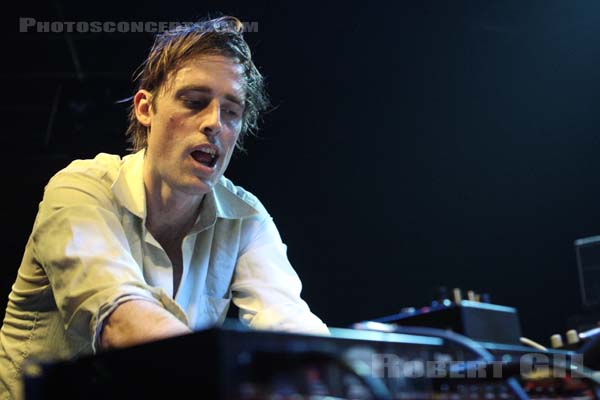BATTLES - 2007-10-16 - PARIS - Trabendo - 